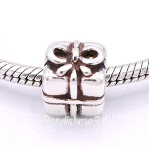 Authentic PANDORA Retired Present Charm - 790300